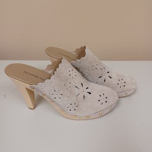 Vintage NEWPORT NEWS boho sandals